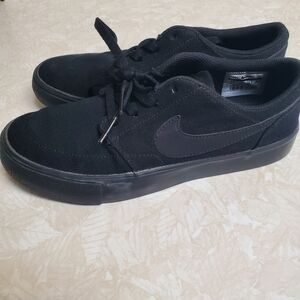 Nike Youth All-Black Canvas Sneakers